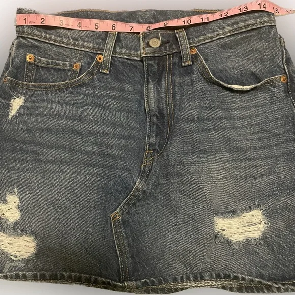 Levis Denim Mini Skirt - Picture 3 of 5